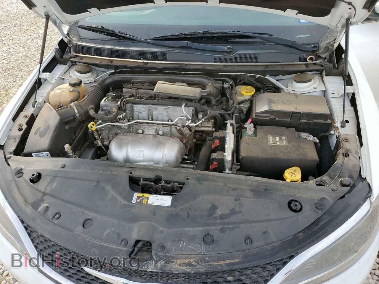 2015 CHRYSLER 200 - VIN: 1C3CCCAB8FN749232 - Фото 11