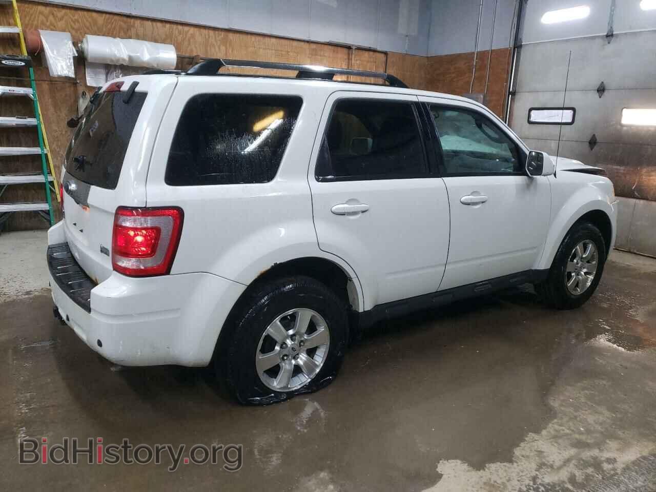 2011 FORD ESCAPE - VIN: 1FMCU9EG3BKA06129 - Фото 3