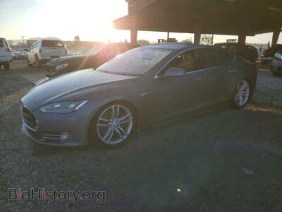 2013 Tesla MODEL S, серый — VIN 5YJSA1CN1DFP05500, Copart