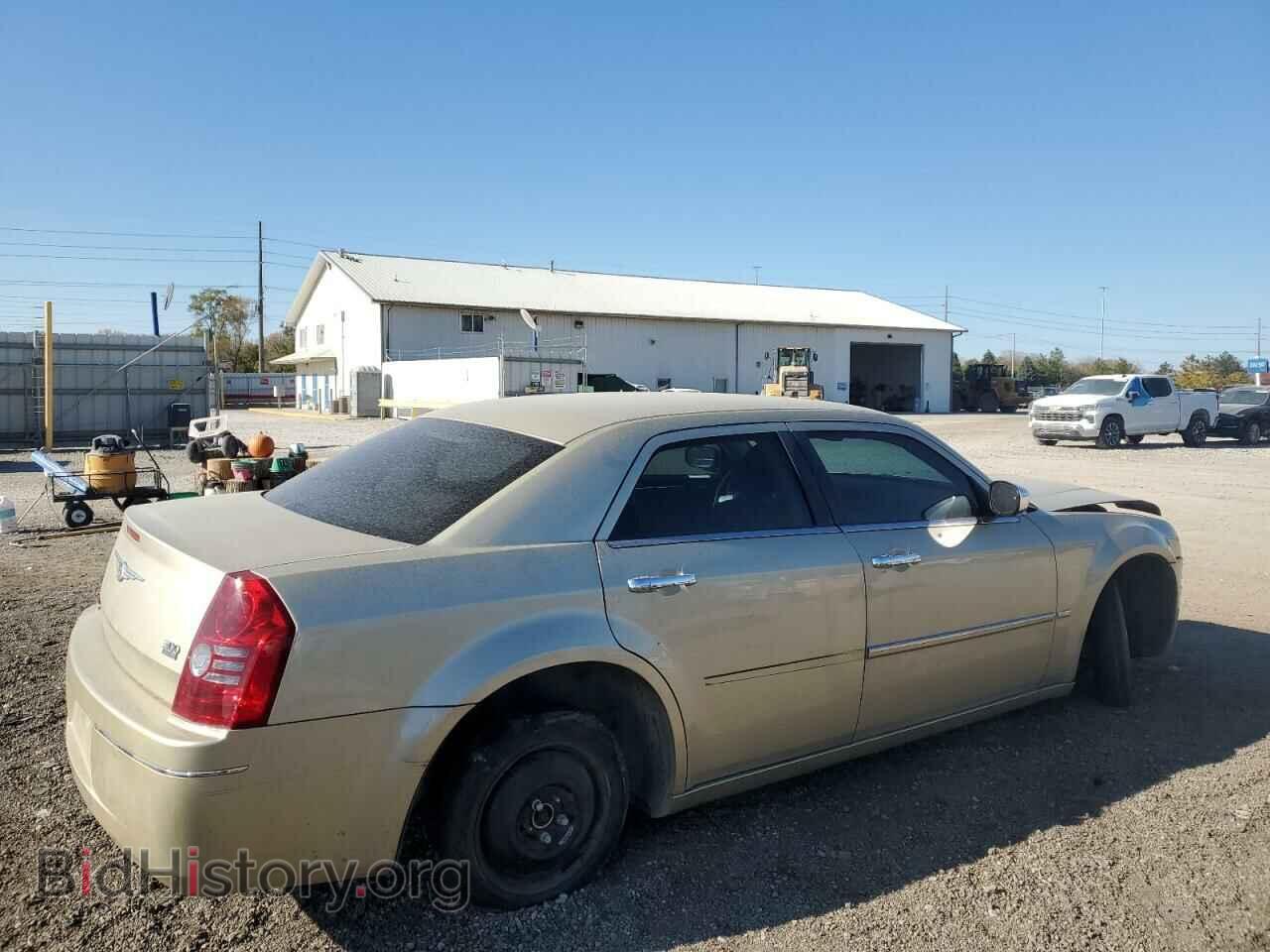 2010 CHRYSLER 300 - VIN: 2C3CA4CD2AH161421 - Фото 3