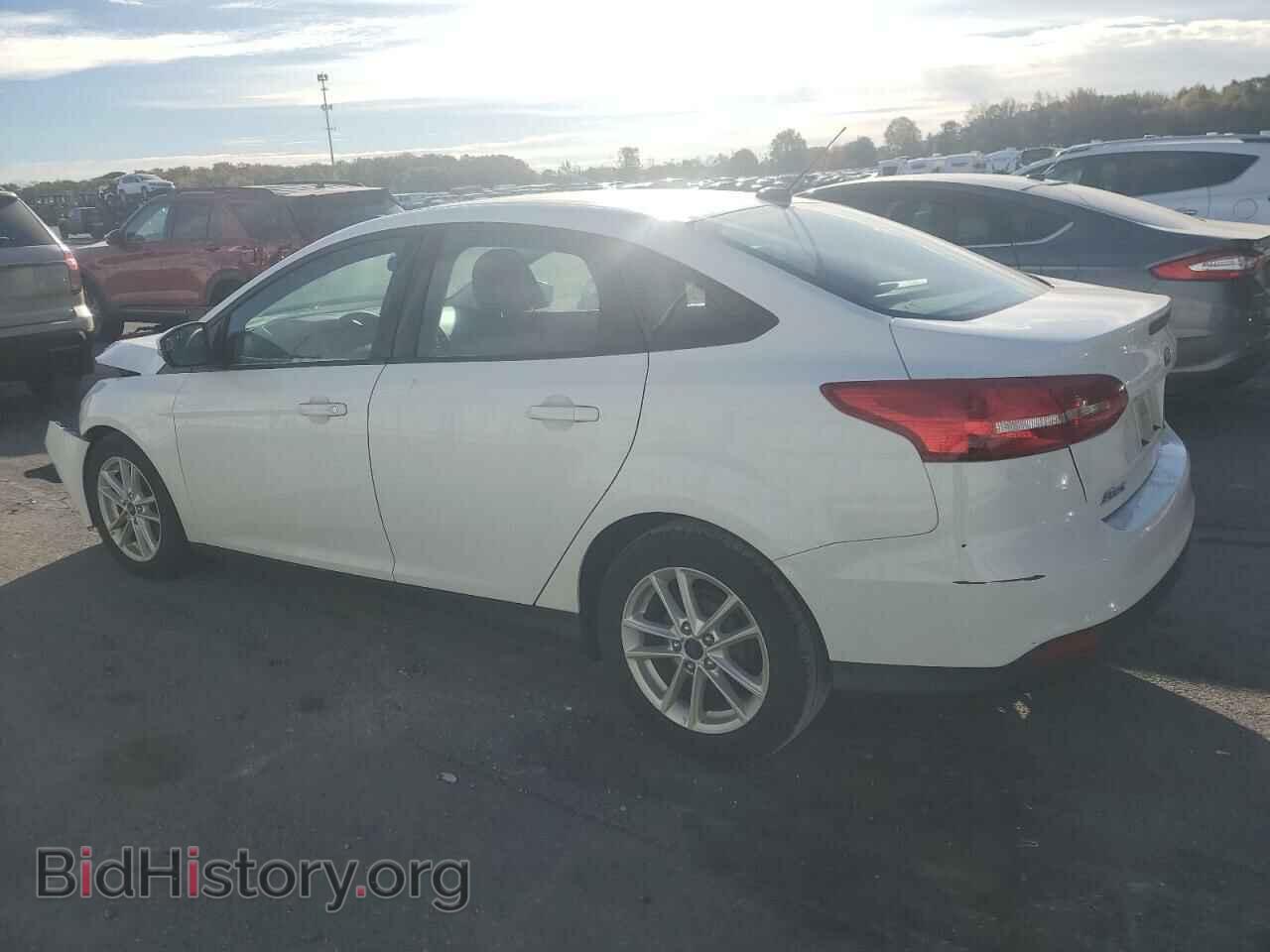 2016 FORD FOCUS - VIN: 1FADP3F20GL364375 - Фото 2