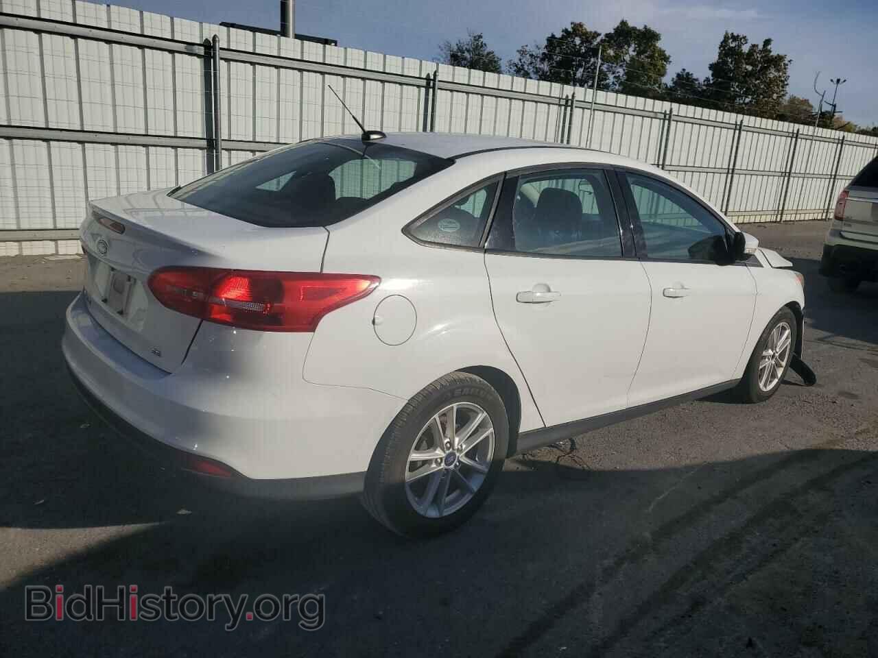 2016 FORD FOCUS - VIN: 1FADP3F20GL364375 - Фото 3