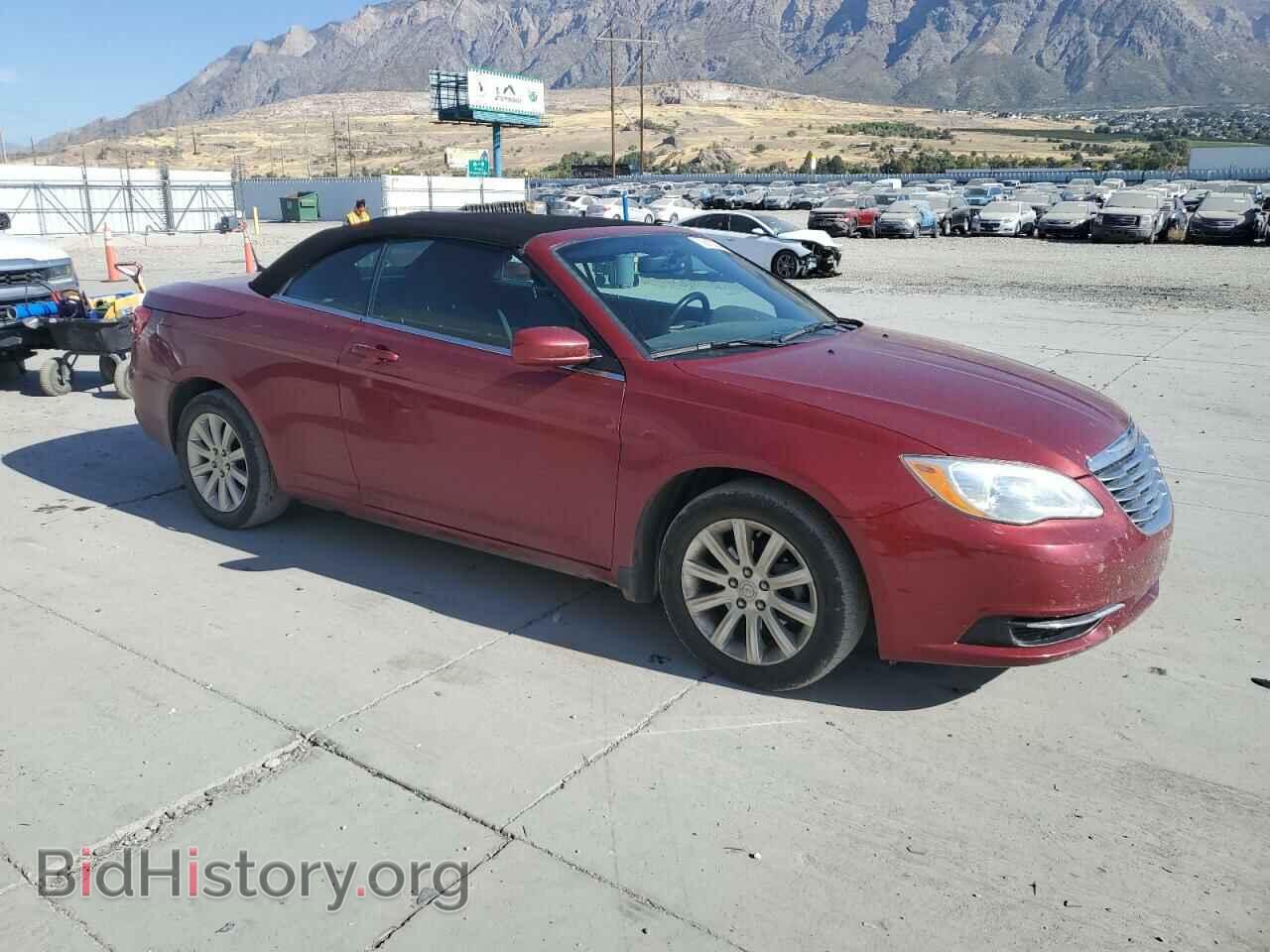 2011 CHRYSLER 200 - VIN: 1C3BC2EB2BN530034 - Фото 4