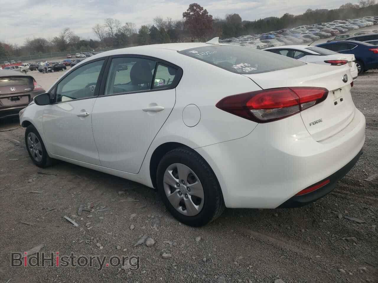 2017 KIA FORTE - VIN: 3KPFK4A73HE070277 - Фото 2