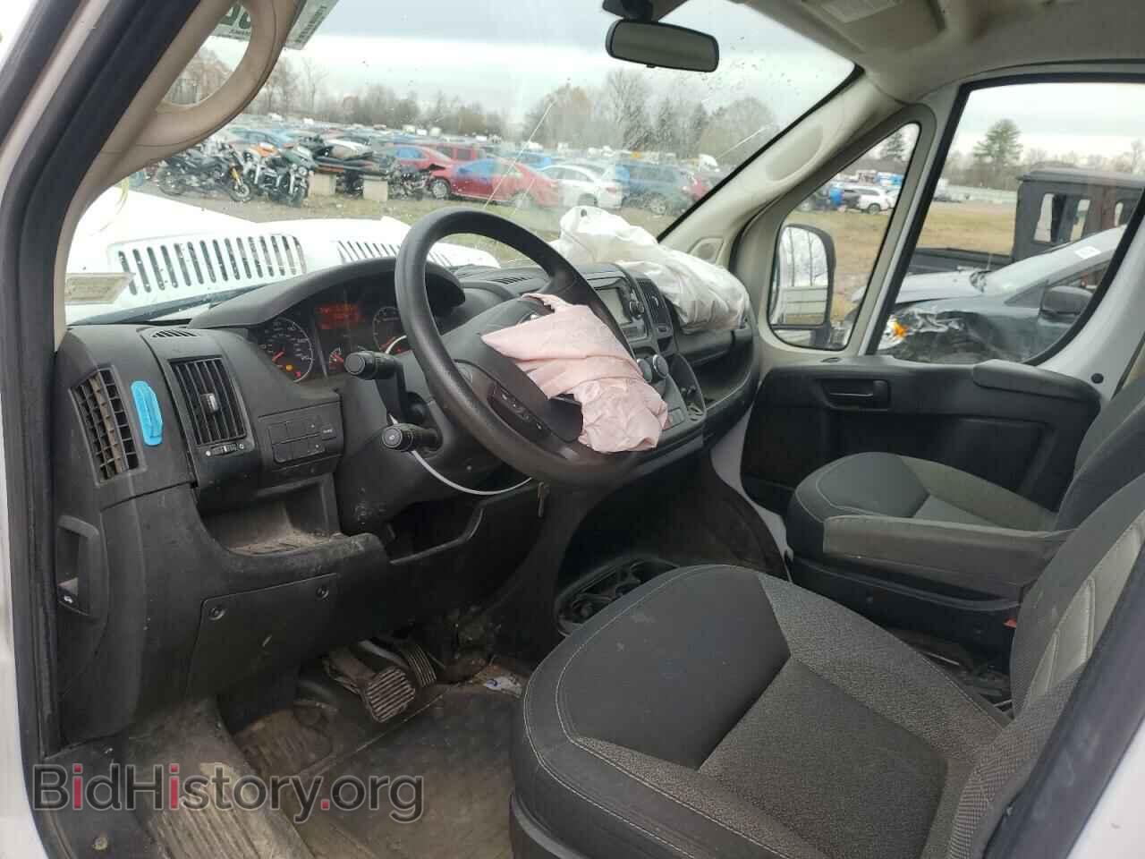 2019 RAM All Models - VIN: 3C6TRVDG2KE563740 - Photo 8