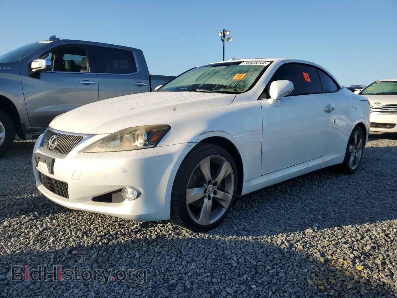 Photo JTHFF2C22B2519011 - LEXUS IS 2011