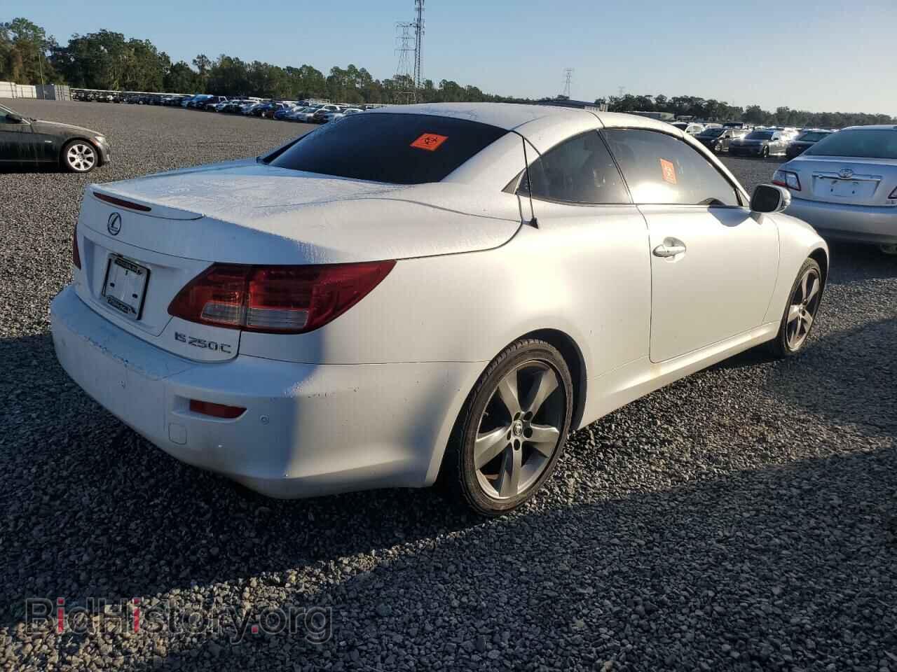 2011 LEXUS IS - VIN: JTHFF2C22B2519011 - Photo 3