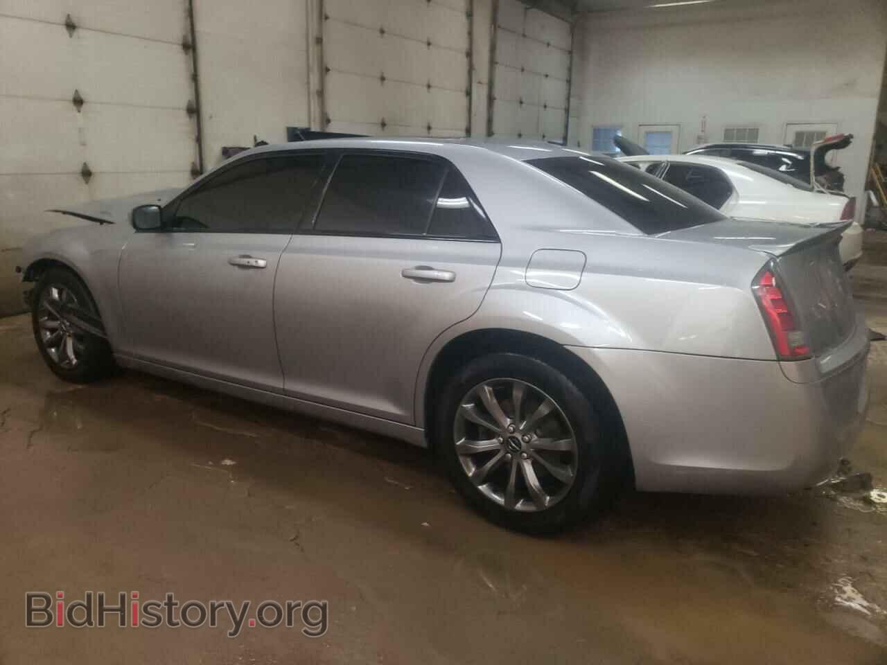 2014 CHRYSLER 300 - VIN: 2C3CCAGG0EH331407 - Фото 2