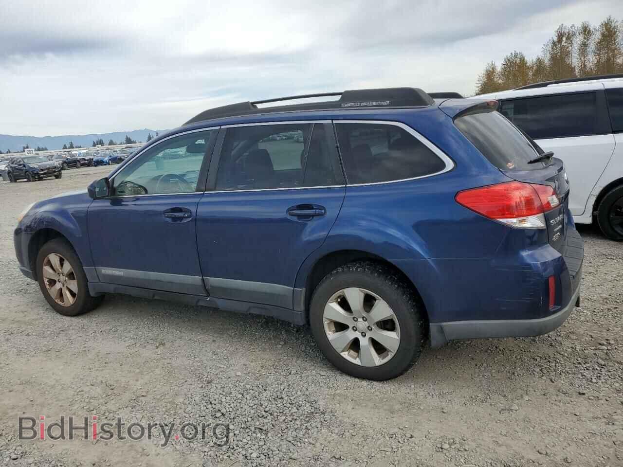 2011 SUBARU OUTBACK - VIN: 4S4BRBCC4B1337490 - Фото 2