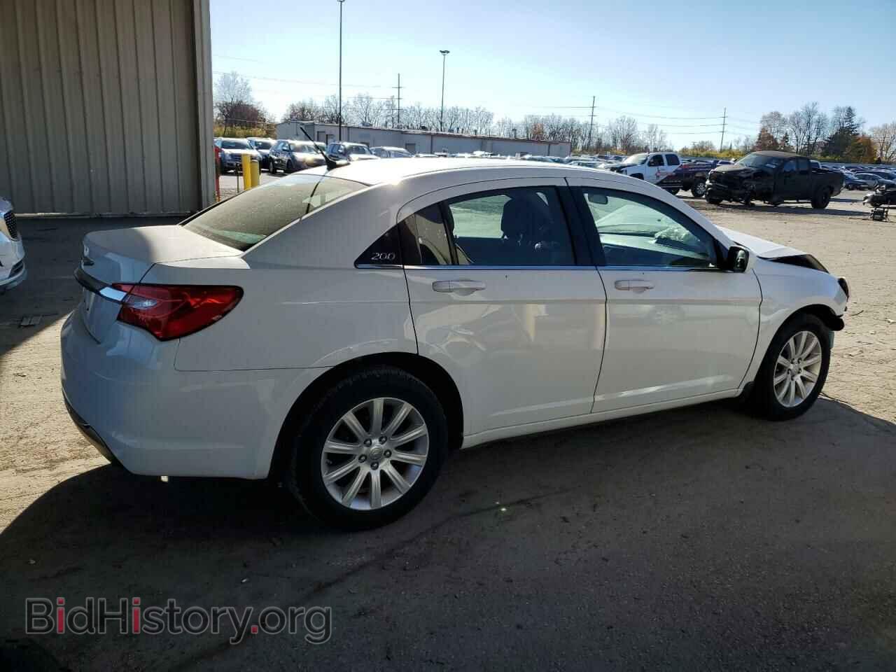 2013 CHRYSLER 200 - VIN: 1C3CCBBB1DN601591 - Фото 3