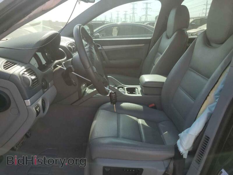 2010 Porsche CAYENNE (VIN WP1AA2AP2ALA03604) — фото 7 из 12