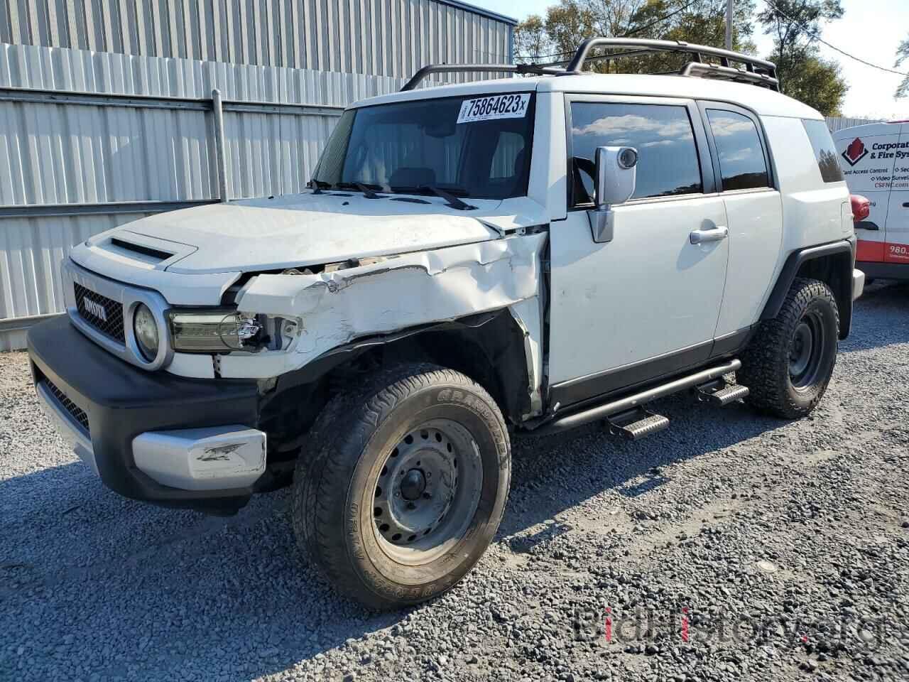 Фотография JTEBU4BF0EK193389 - TOYOTA FJ CRUISER 2014