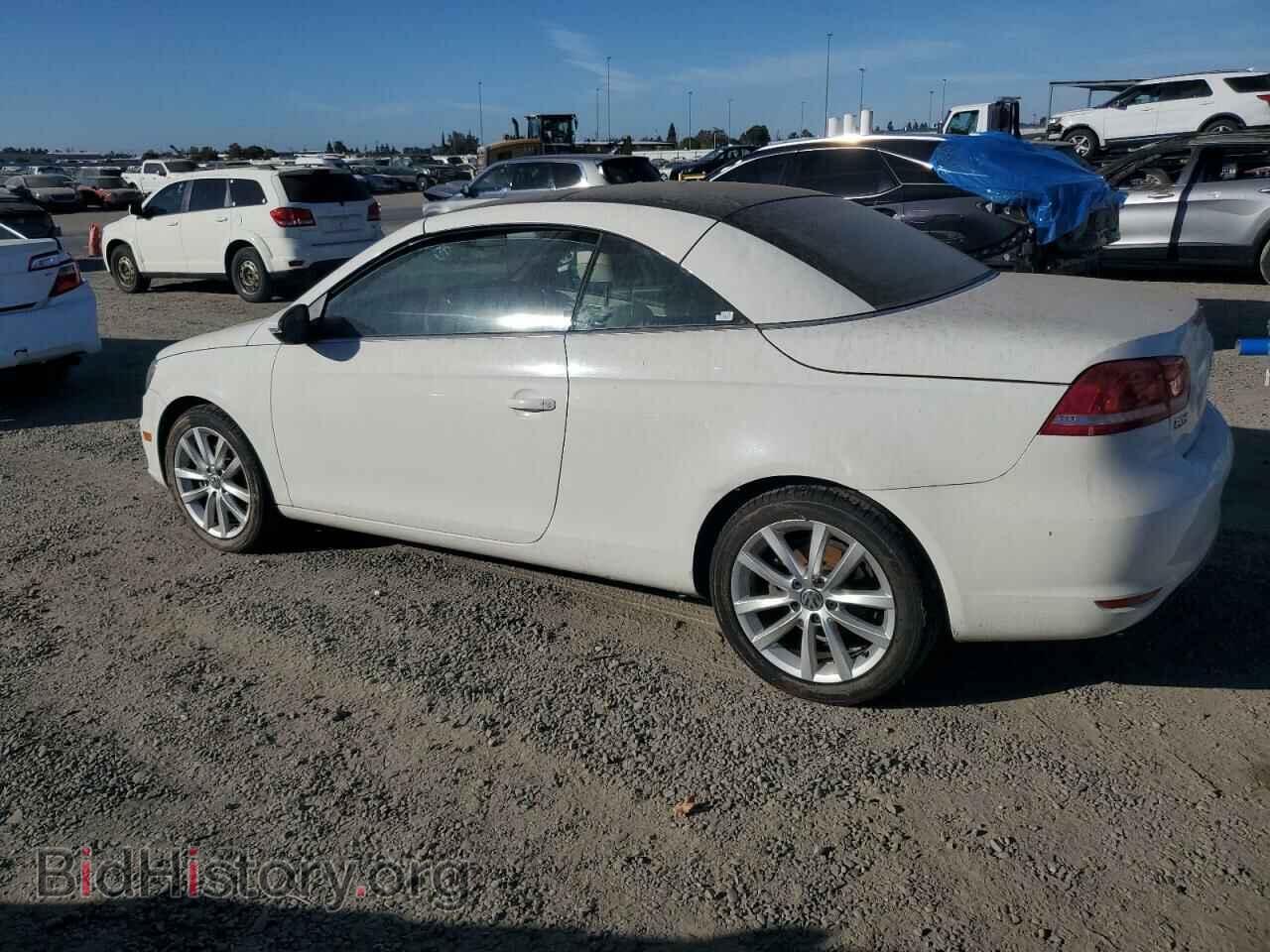 2012 VOLKSWAGEN EOS - VIN: WVWBW7AH6CV004033 - Фото 2
