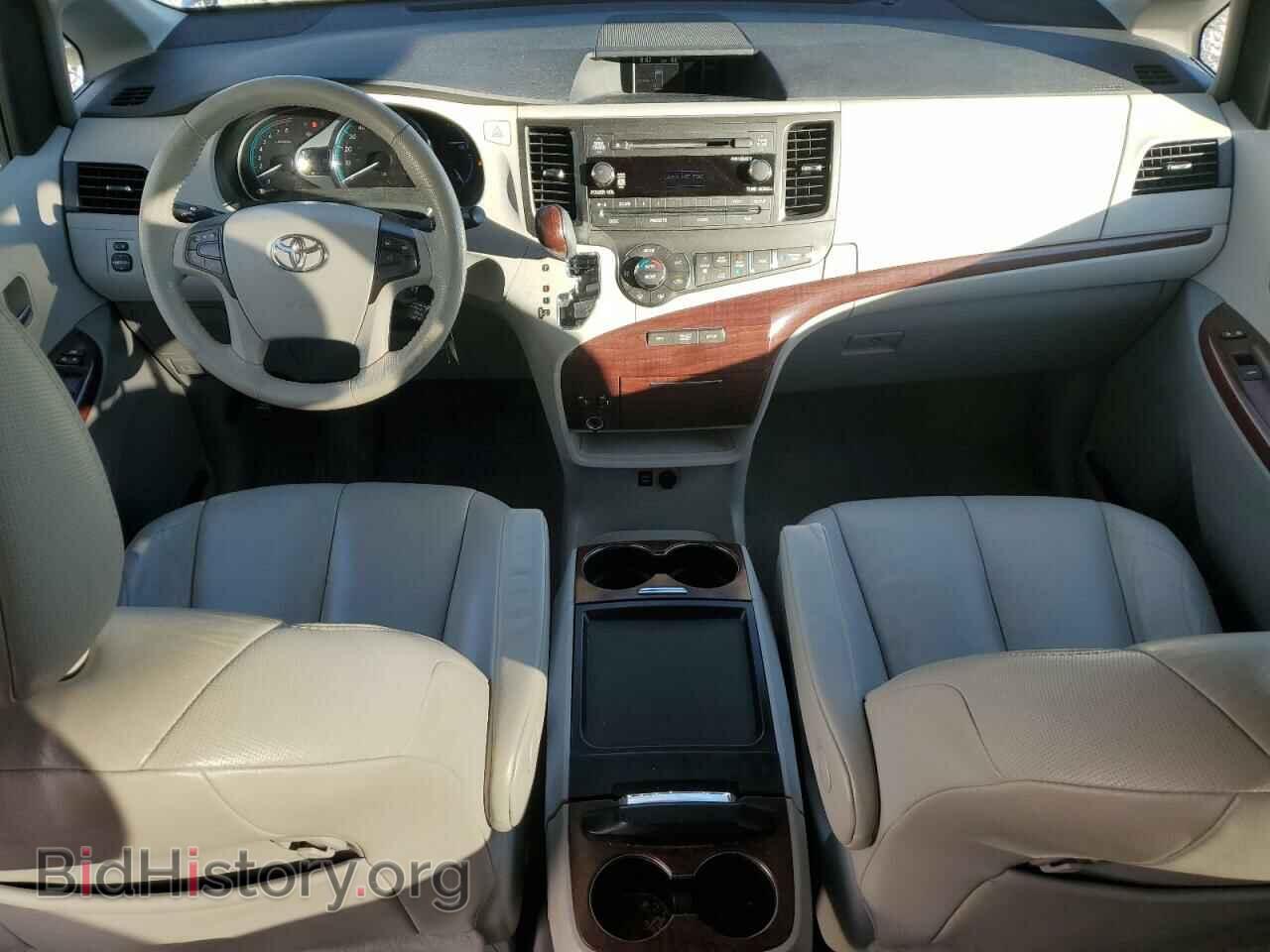 2011 TOYOTA All Models - VIN: 5TDDK3DC2BS016430 - Фото 8