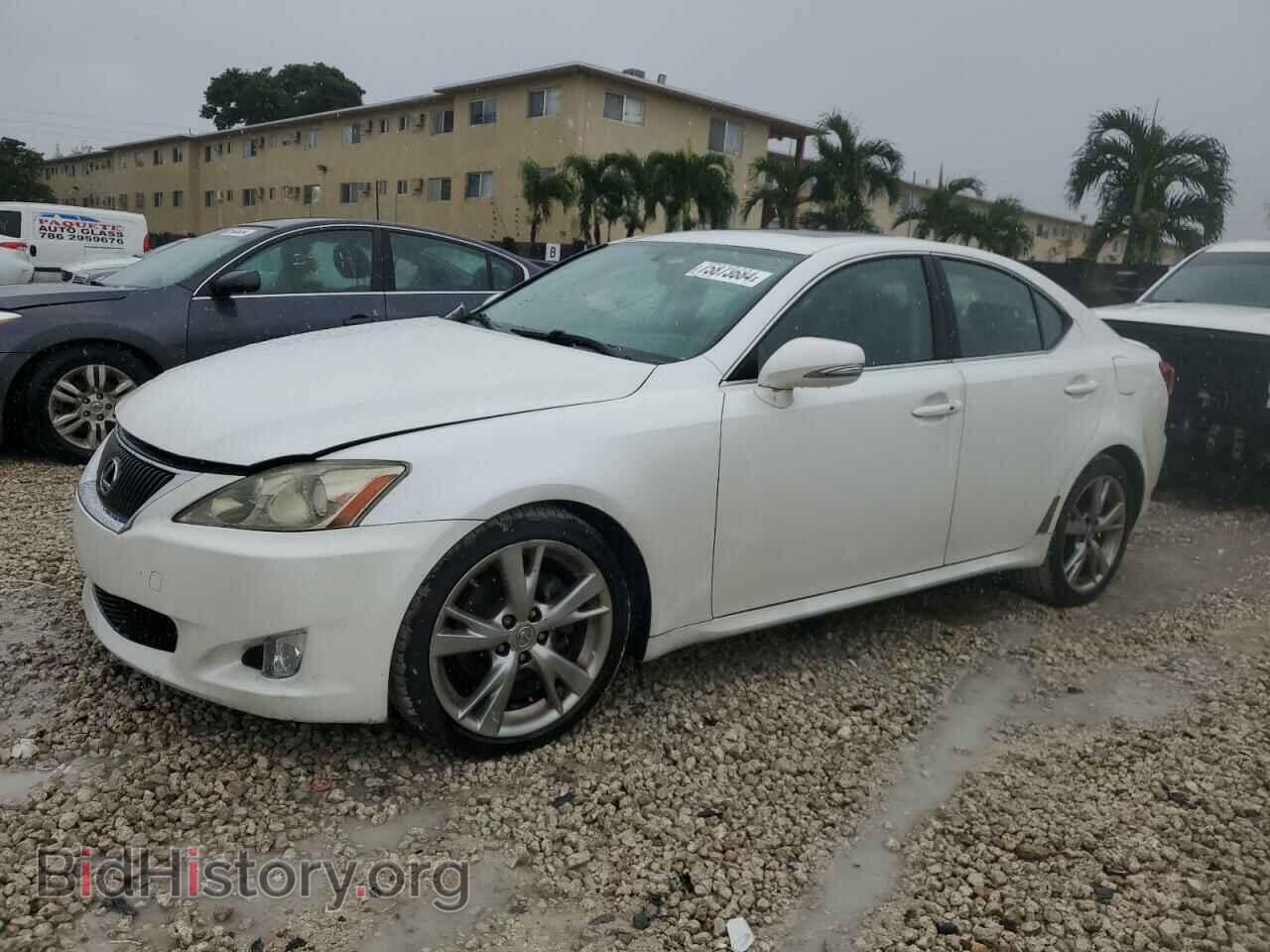 Photo JTHBF5C23A5119357 - LEXUS IS 2010