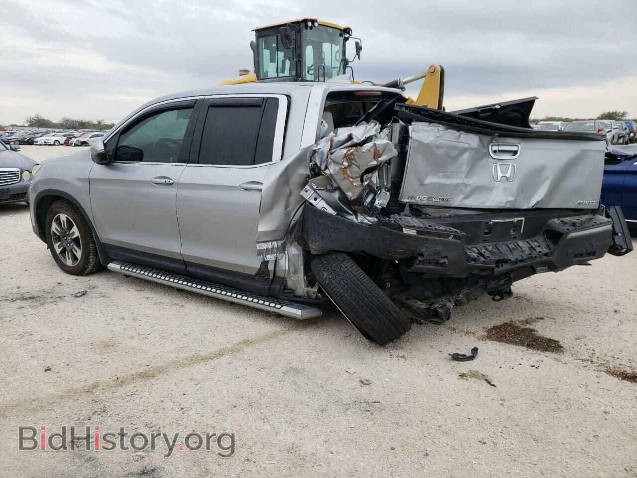 2018 HONDA RIDGELINE - VIN: 5FPYK3F65JB011726 - Фото 2