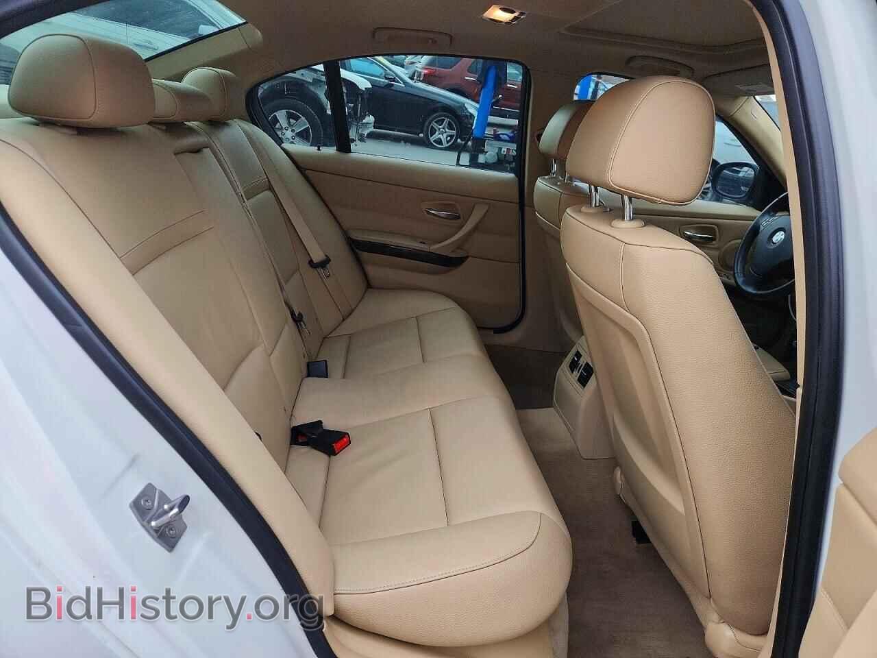 2011 BMW 3 SERIES - VIN: WBAPH7C5XBE460258 - Фото 10