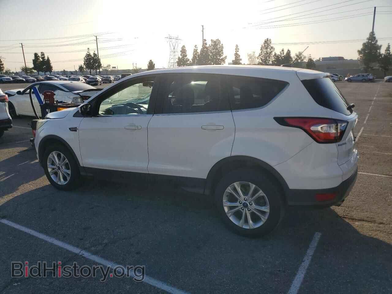 2017 FORD ESCAPE - VIN: 1FMCU0G9XHUC96800 - Фото 2