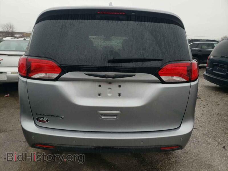 2020 Chrysler PACIFICA (VIN 2C4RC1BG3LR116818) — photo 6 of 13