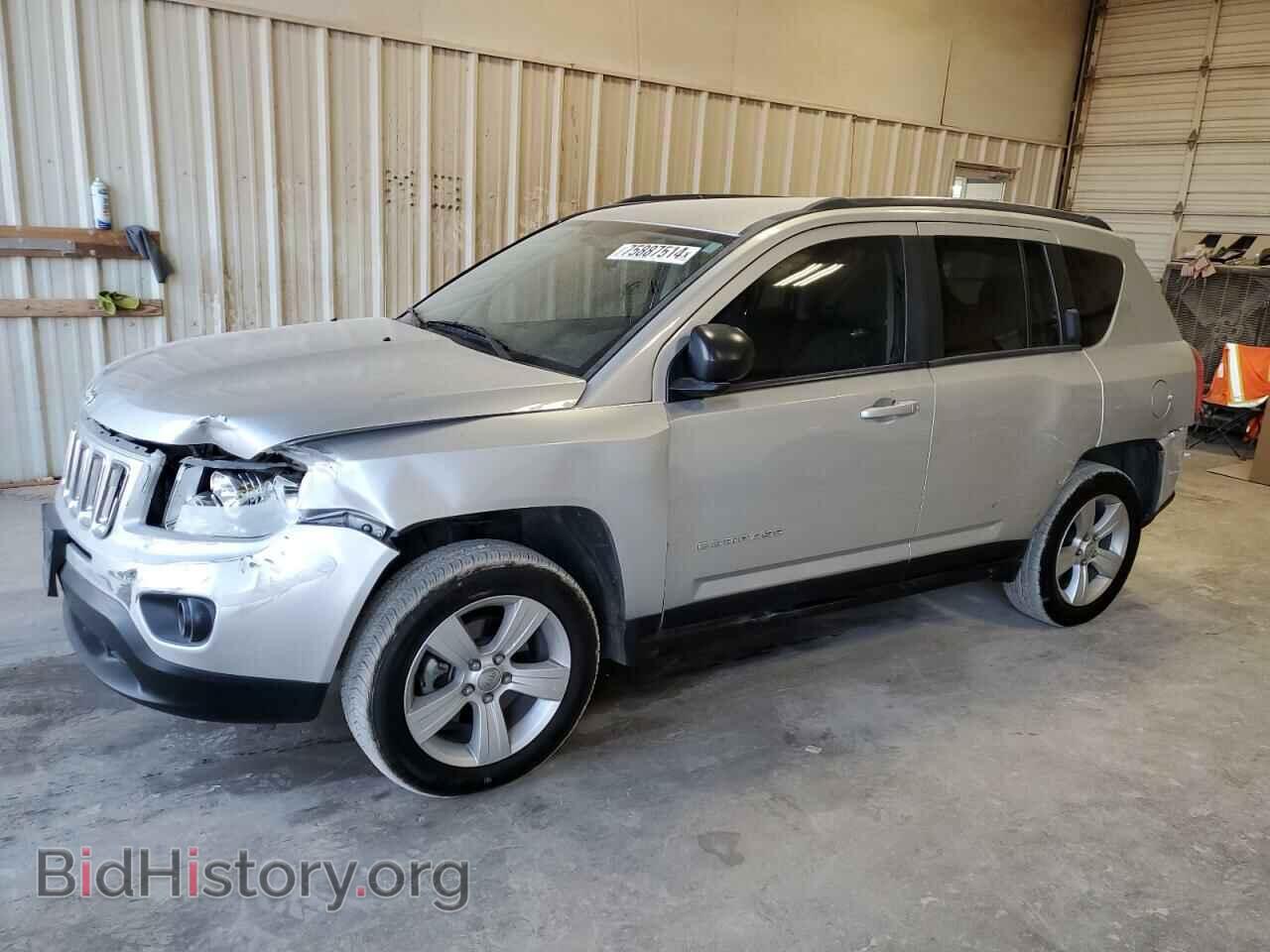 Photo 1C4NJCBBXDD229867 - JEEP COMPASS 2013