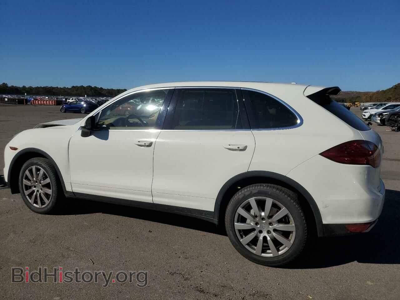 2012 PORSCHE CAYENNE - VIN: WP1AB2A23CLA43646 - Photo 2