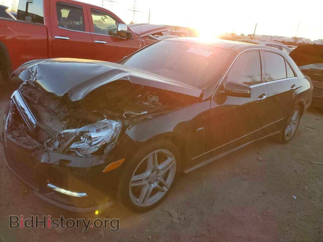Photo WDDHF9BB7CA581957 - MERCEDES-BENZ E-CLASS 2012