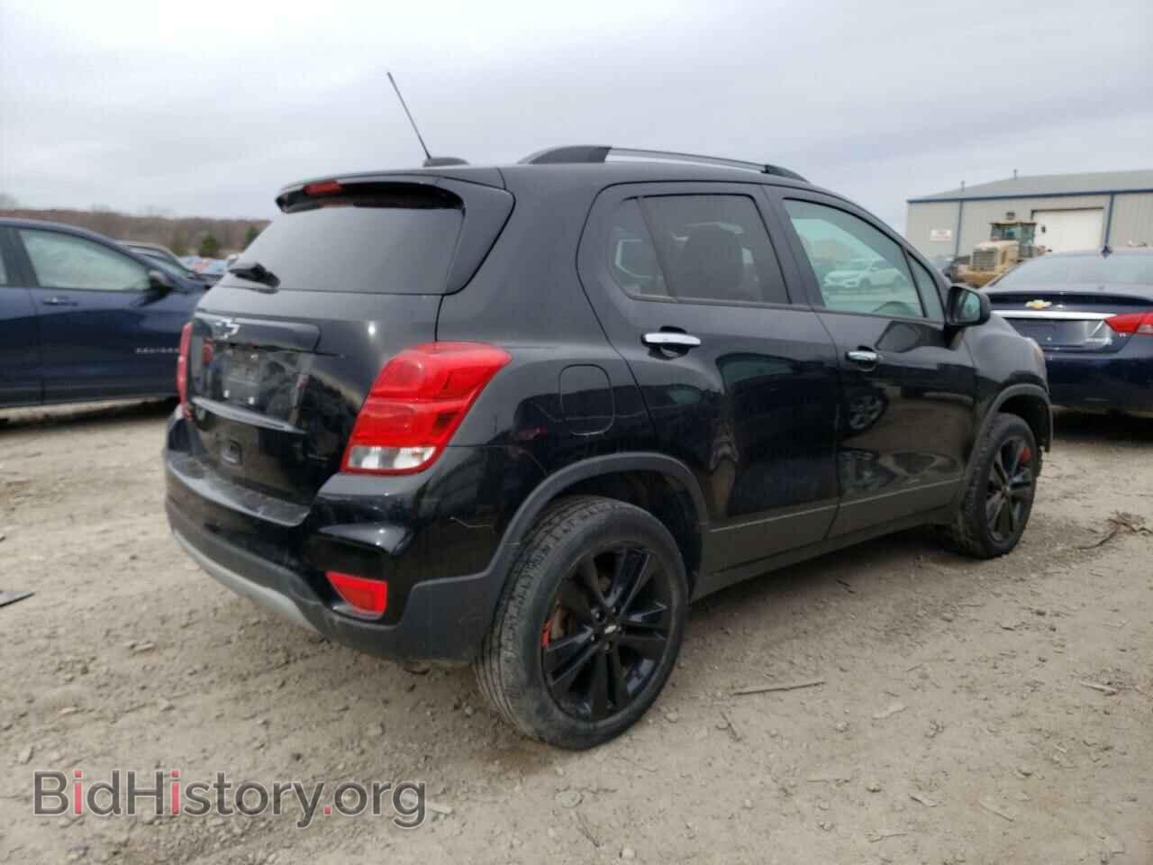 2018 CHEVROLET TRAX - VIN: 3GNCJPSB9JL347727 - Фото 3