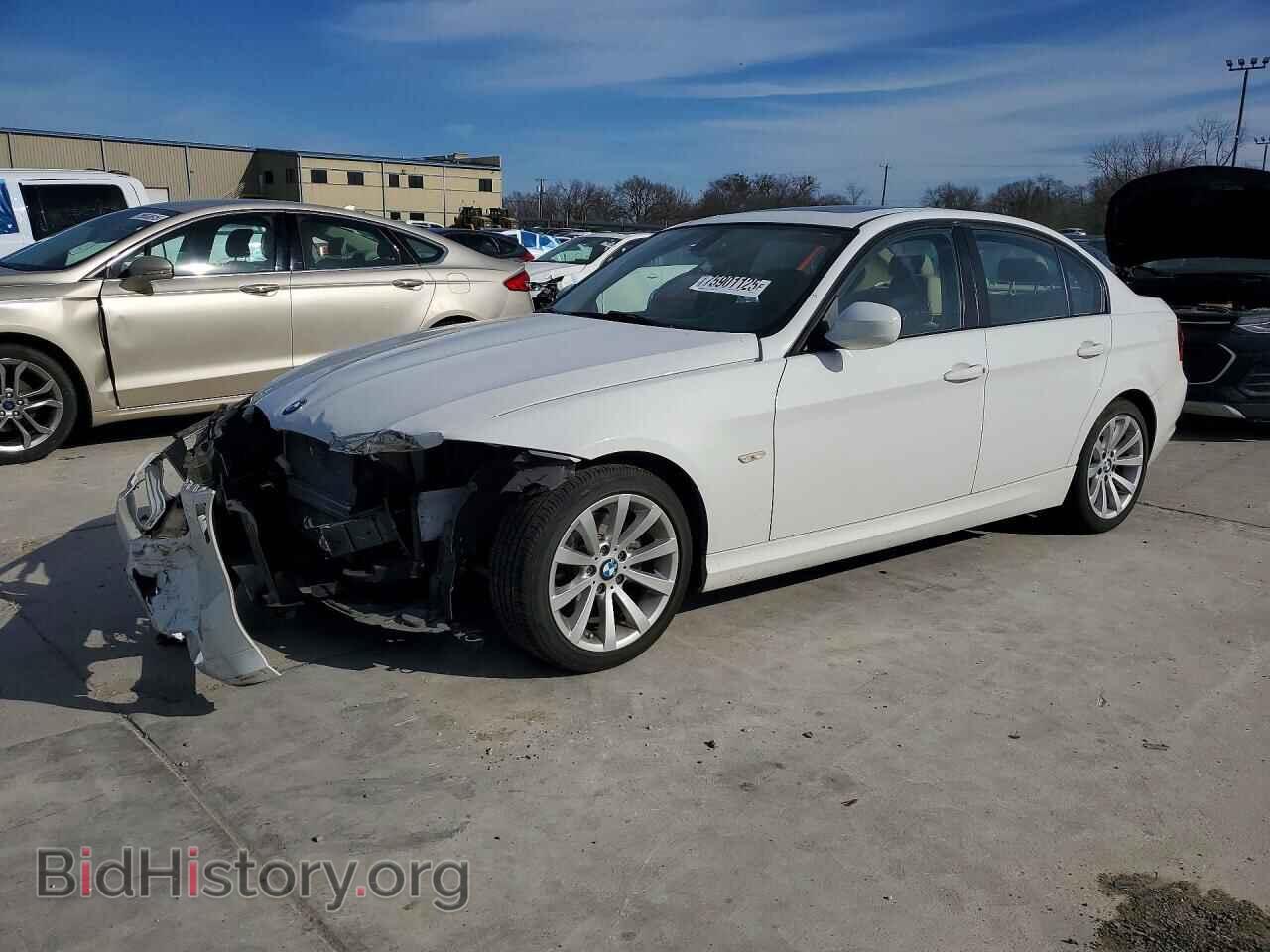Photo WBAPH7C52BA802230 - BMW 3 SERIES 2011