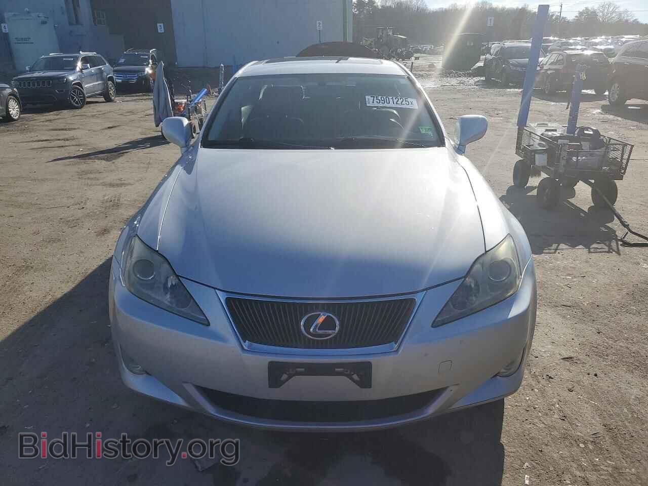 2007 LEXUS IS - VIN: JTHCK262X75008596 - Photo 5