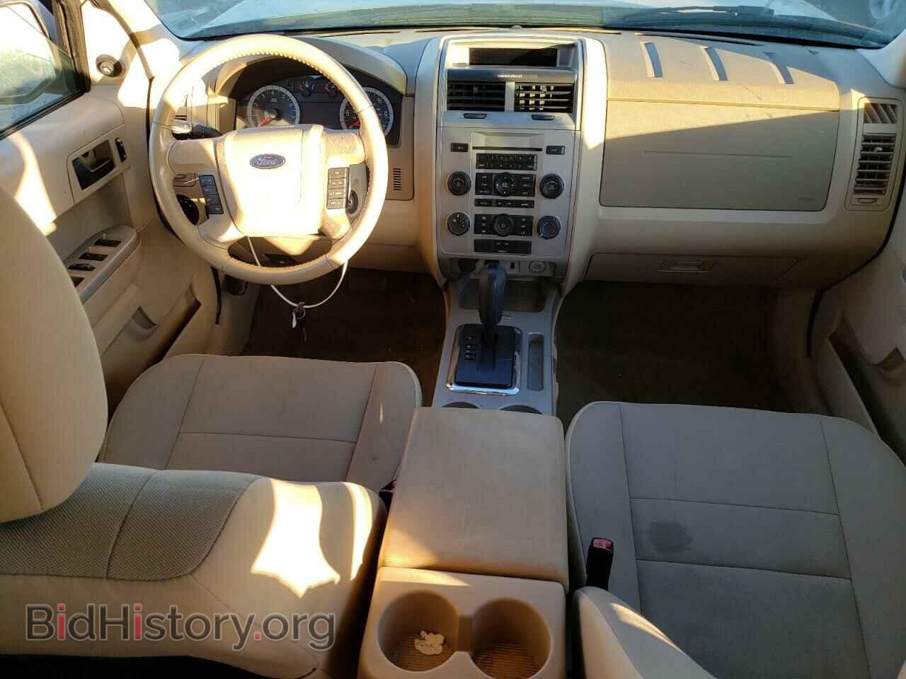 2011 FORD ESCAPE - VIN: 1FMCU0D79BKB38650 - Фото 8