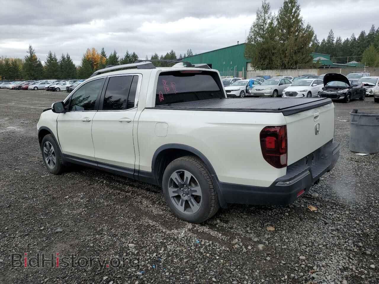 2018 HONDA RIDGELINE - VIN: 5FPYK2F69JB001520 - Фото 2