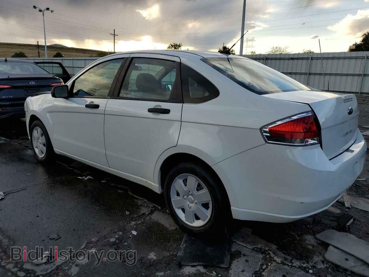 2010 FORD FOCUS - VIN: 1FAHP3EN8AW291369 - Фото 2