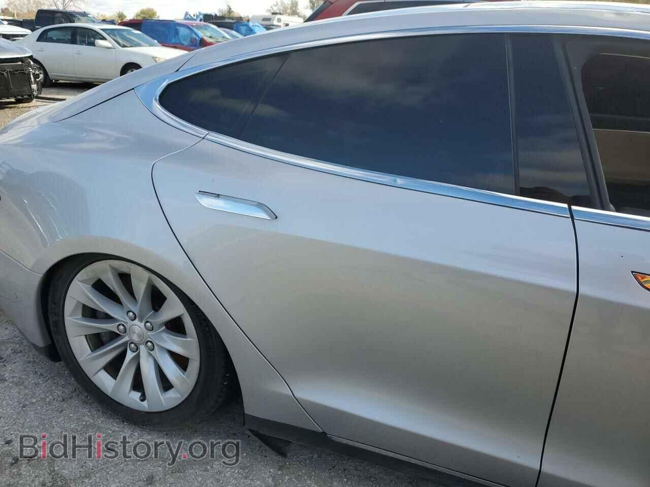 2015 TESLA MODEL S - VIN: 5YJSA1H2XFFP73196 - Фото 10