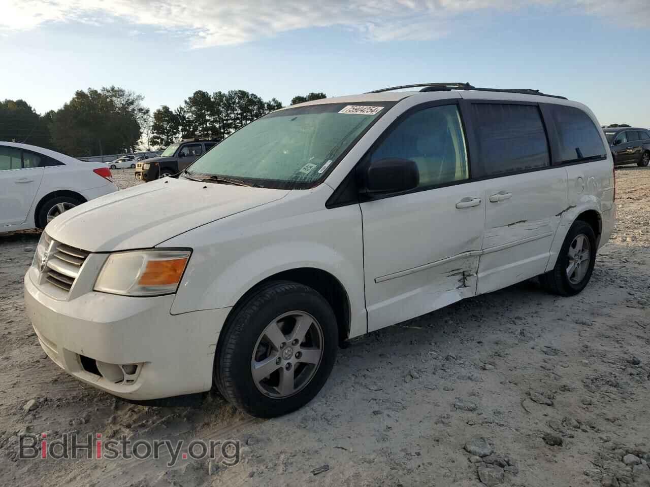 Photo 2D4RN4DE2AR370642 - DODGE CARAVAN 2010