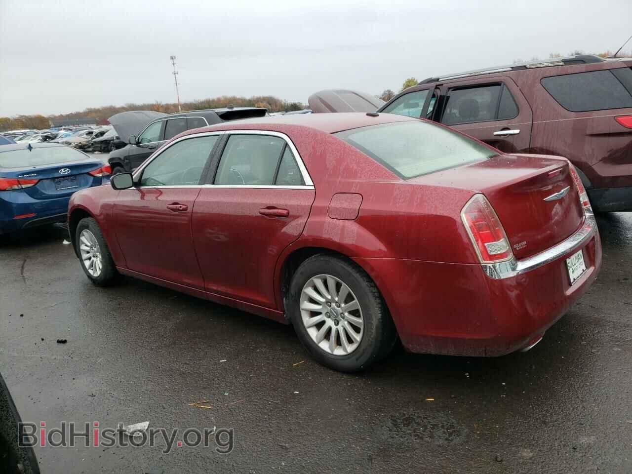 2012 CHRYSLER 300 - VIN: 2C3CCAAG1CH197075 - Фото 2
