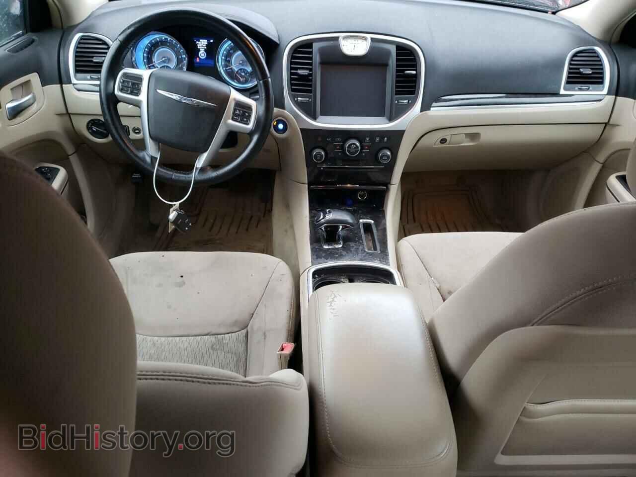 2012 CHRYSLER 300 - VIN: 2C3CCAAG1CH197075 - Фото 8