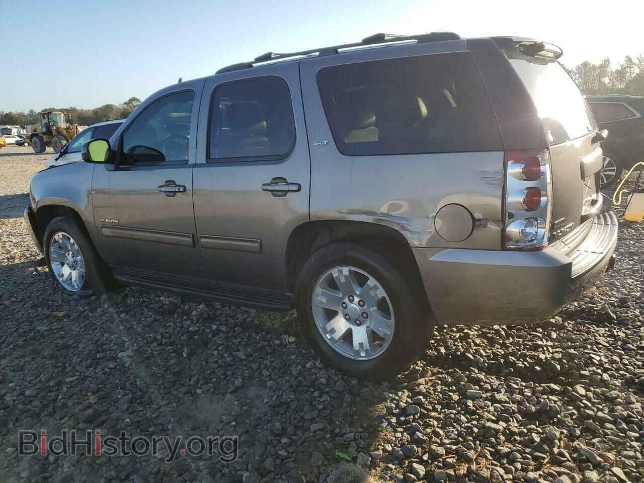2011 GMC YUKON - VIN: 1GKS1CE05BR270876 - Фото 2