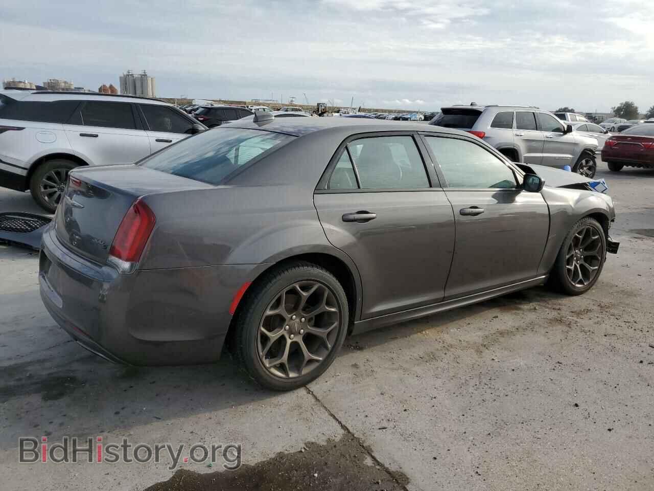 2017 CHRYSLER 300 - VIN: 2C3CCABG7HH577740 - Фото 3