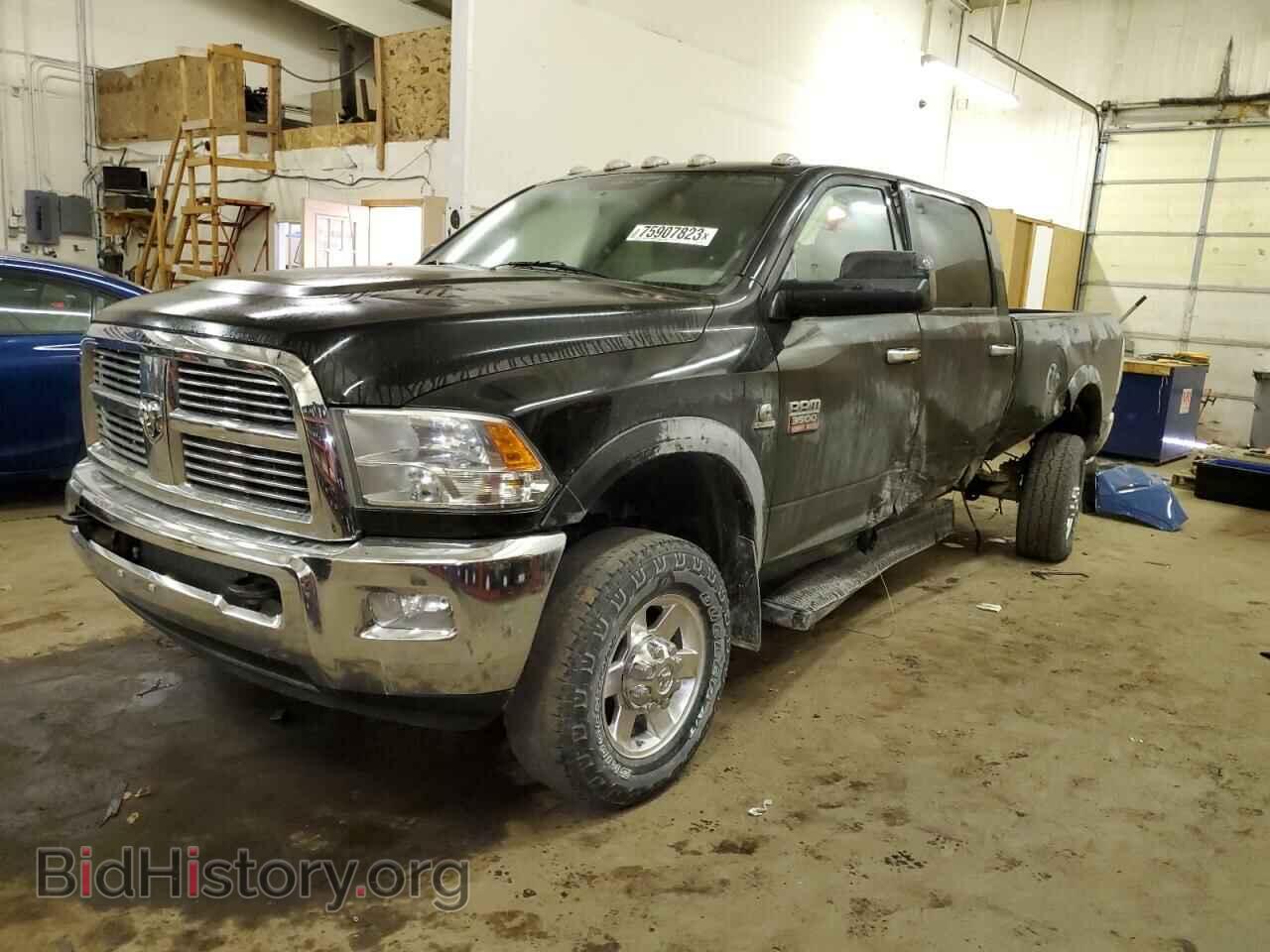 Photo 3C63D3DL6CG197786 - DODGE All Models 2012