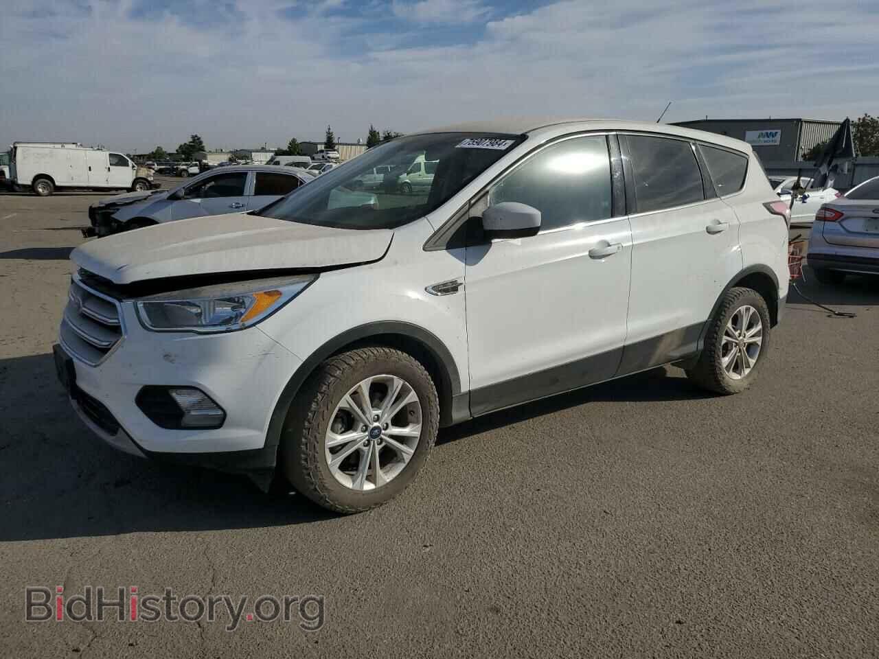 Фотография 1FMCU0GD1HUC35078 - FORD ESCAPE 2017