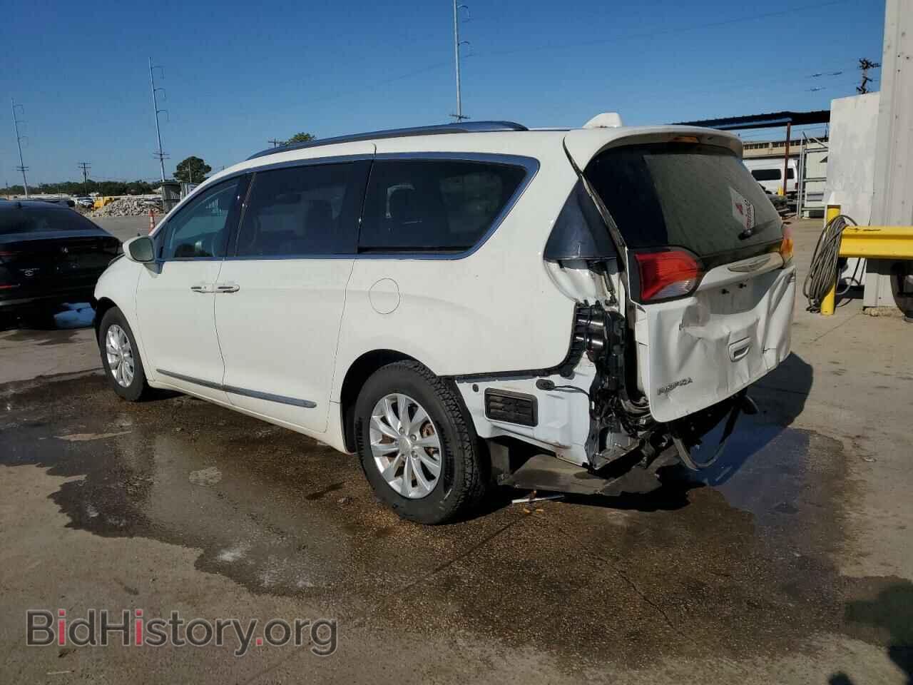 2019 CHRYSLER PACIFICA - VIN: 2C4RC1BG3KR559744 - Фото 2