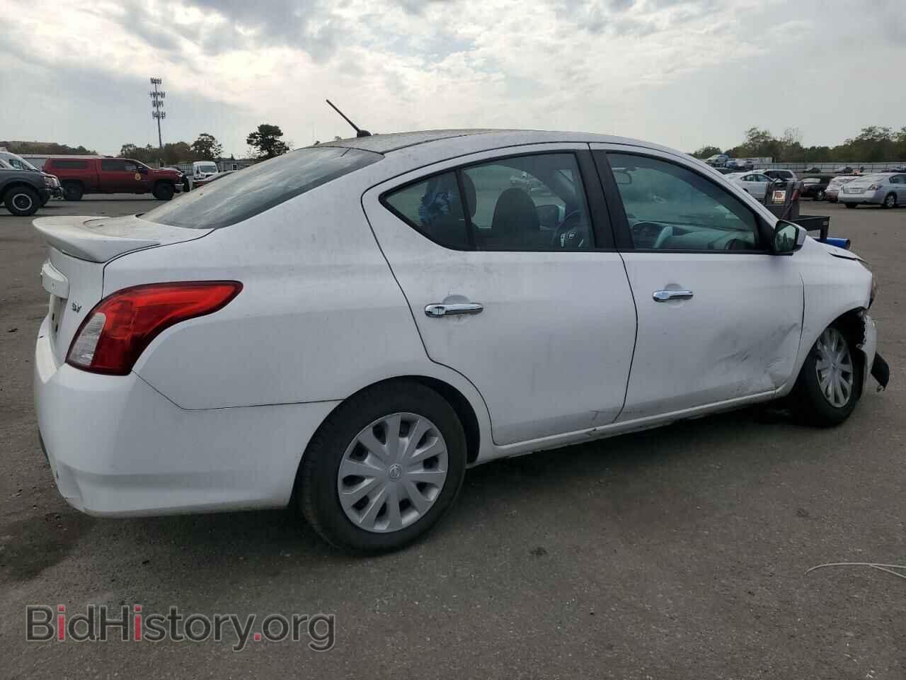 2017 NISSAN VERSA - VIN: 3N1CN7AP2HK418408 - Фото 3