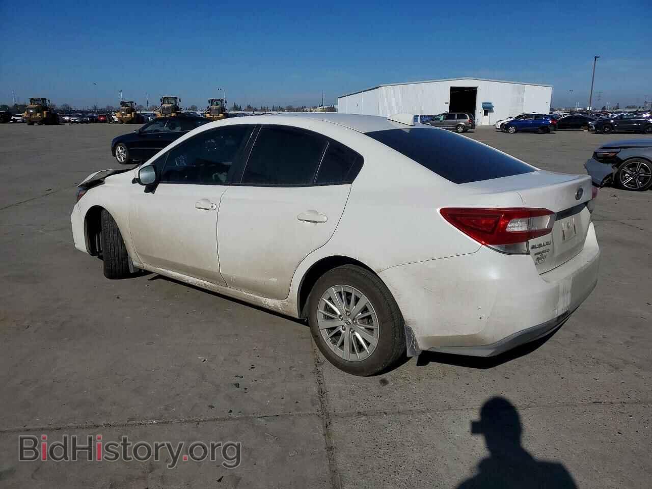 2018 SUBARU IMPREZA - VIN: 4S3GKAD68J3619331 - Фото 2