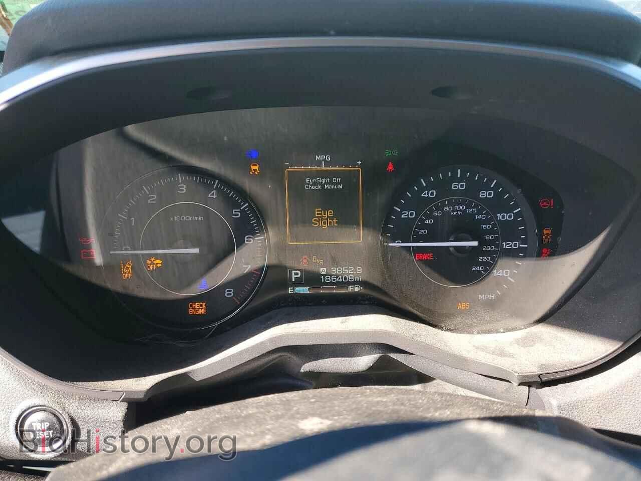 2018 SUBARU IMPREZA - VIN: 4S3GKAD68J3619331 - Фото 9