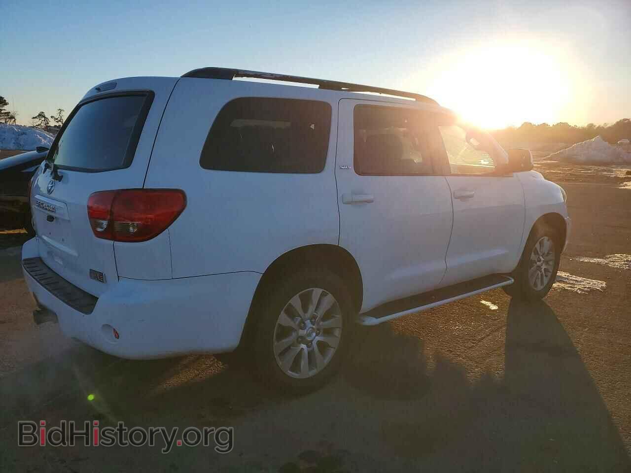 2009 TOYOTA SEQUOIA - VIN: 5TDZY64AX8S003860 - Фото 3