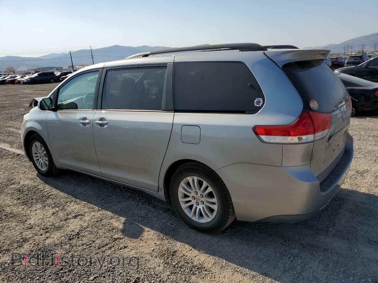 2013 TOYOTA All Models - VIN: 5TDYK3DC3DS300363 - Фото 2