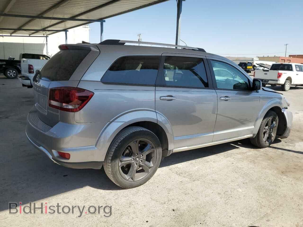 2020 DODGE JOURNEY - VIN: 3C4PDCGB1LT193438 - Фото 3