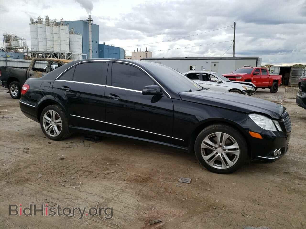2011 MERCEDES-BENZ E-CLASS - VIN: WDDHF8HB5BA446430 - Фото 4