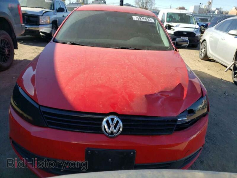 2012 Volkswagen JETTA (VIN 3VWBP7AJ3CM123990) — фото 5 из 12