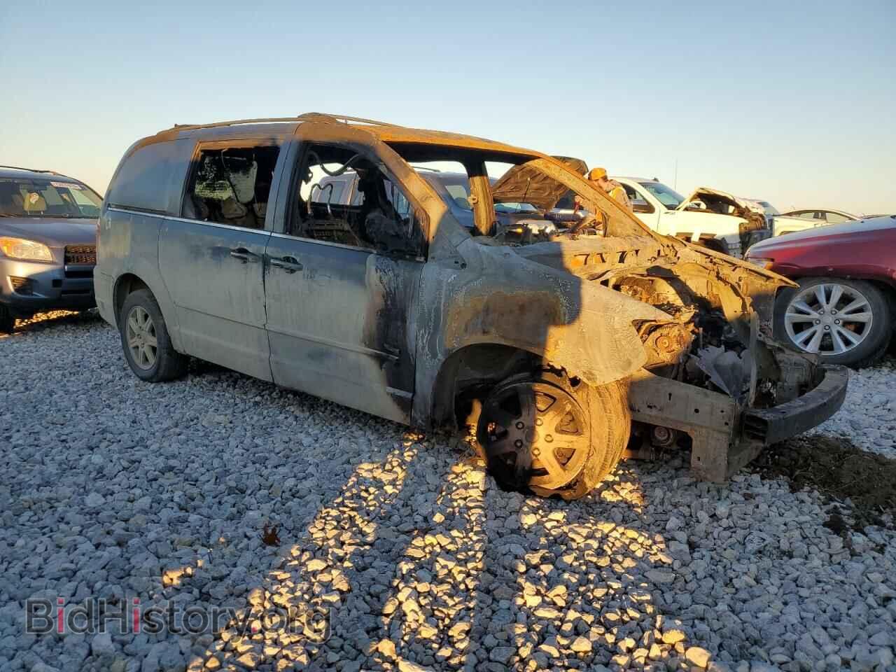 2008 CHRYSLER MINIVAN - VIN: 2A8HR54PX8R787465 - Фото 4